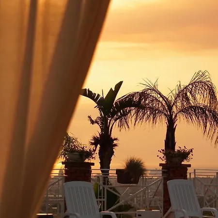 Sole E Luna Bed & Breakfast