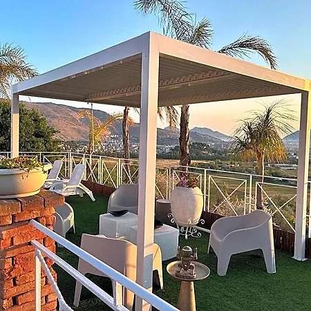 Bed & Breakfast Sole E Luna